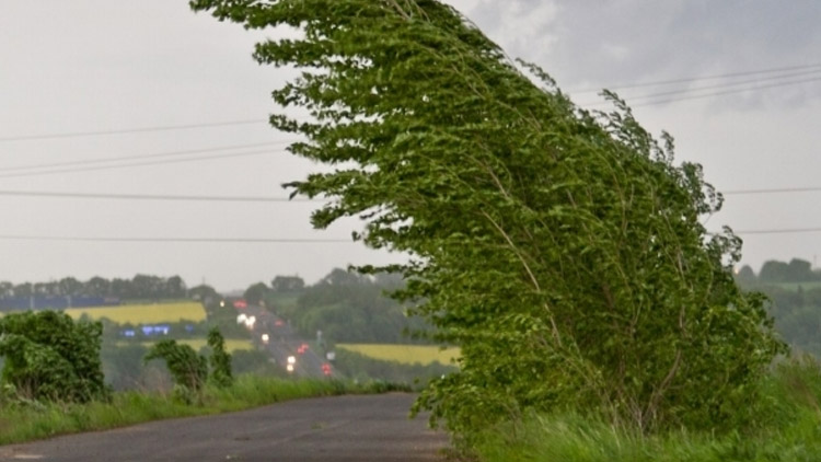 Vítr začal úřadovat