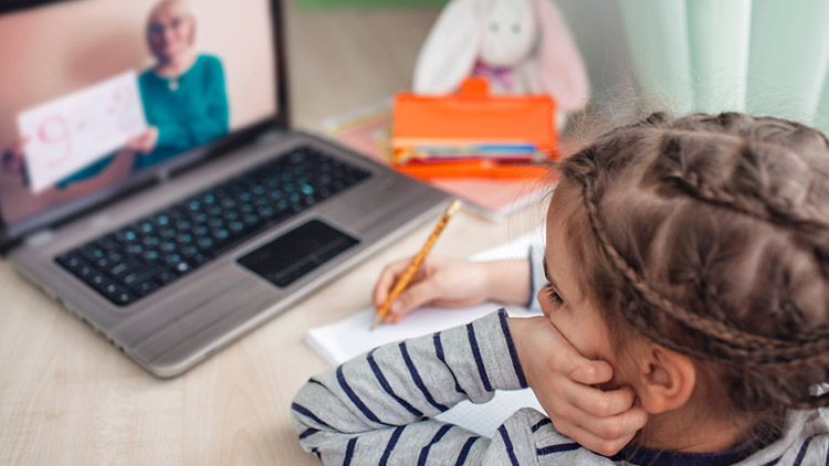 On-line vyučování odhalilo  obrovské rozdíly v kvalitě vzdělání