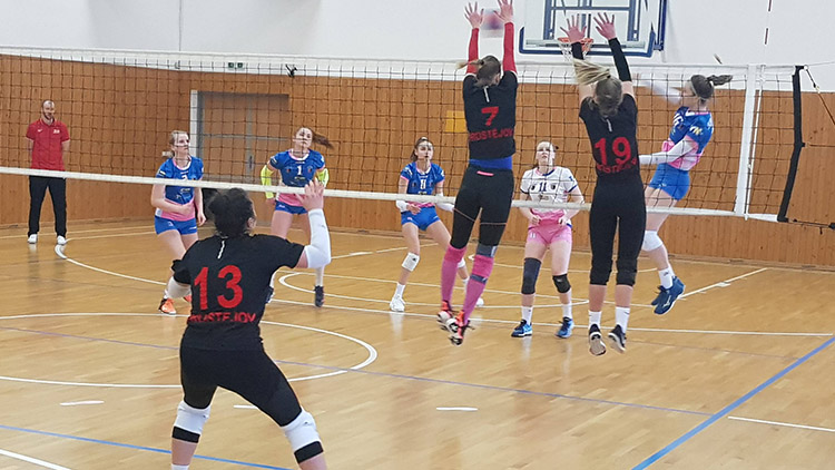 Derby volejbalistek poprvé v historii patřila „béčku“ VK