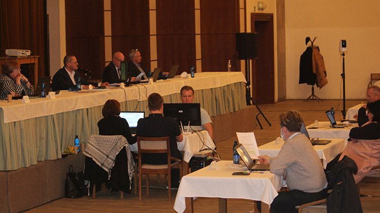 Zastupitelé jednali bez primátora