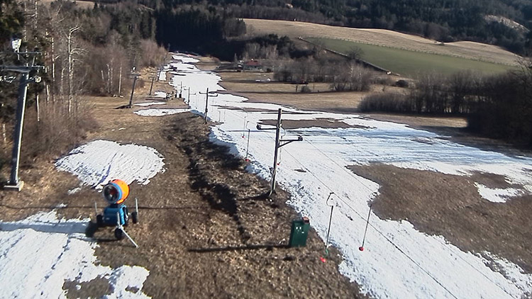 V Kladkách lyžařskou sezónu už odpískali
