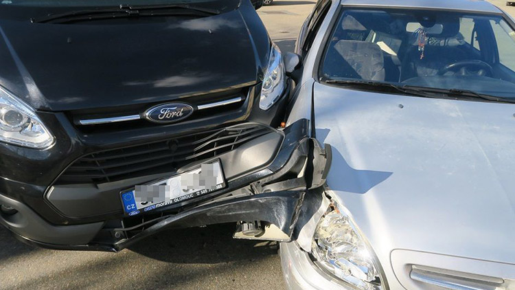 Červená! On jel ale dál...