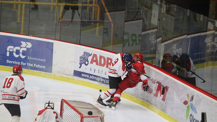 Duel plný branek zvládla lépe  juniorka Frýdku-Místku