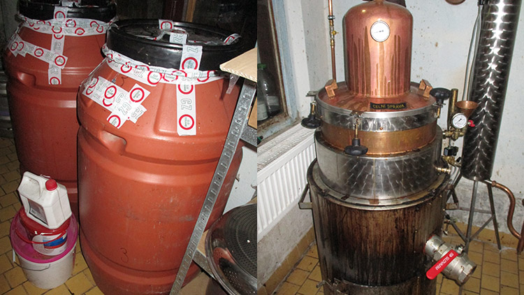 Odhalena nelegální palírna na Konicku