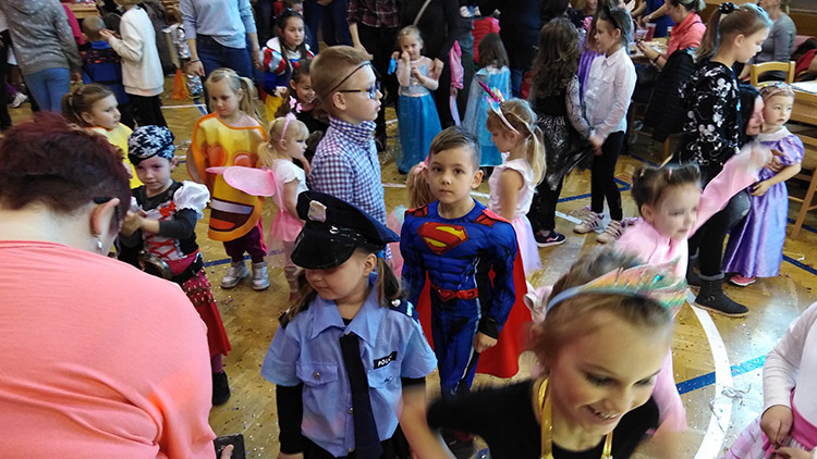 Dětské šibřinky v Čehovicích s obrovskou účastí