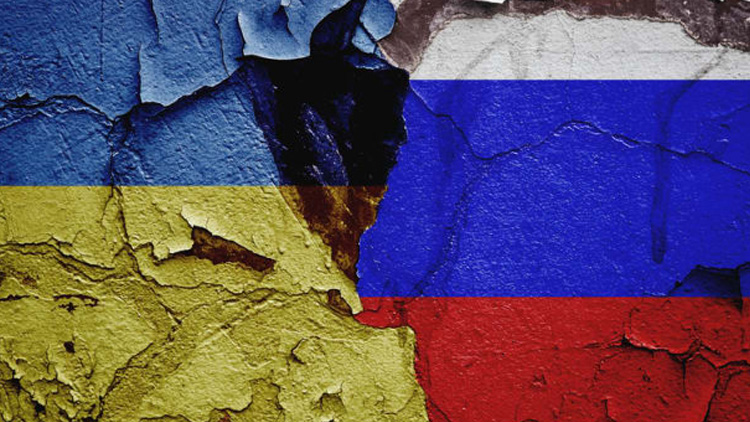 Odporné, neomluvitelné: Putin rve sprostě Ukrajinu na kusy