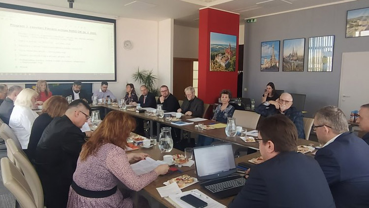 Krajská tripartita jednala o dopadech uprchlické krize