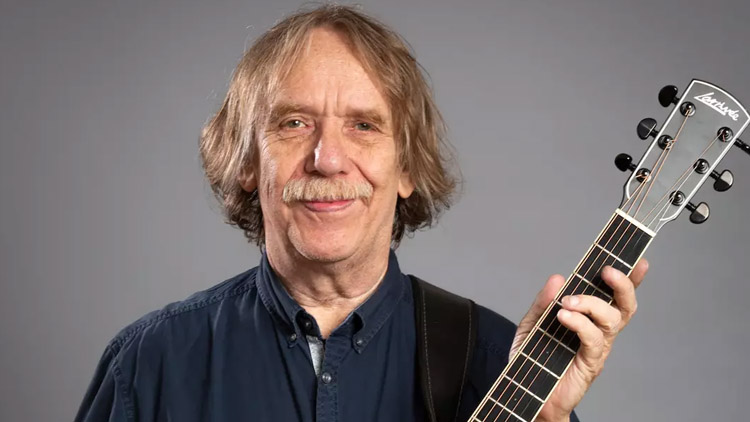 Nechte zpívat Nohavicu! I když by byl pokrytec 