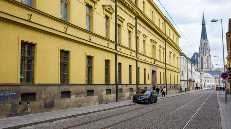 Kraj upraví provozní dobu asistenčních center. Pomohla už tisícovkám uprchlíků