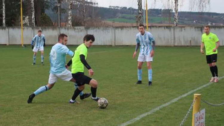 Derby v Lipové a Plumlově a první duel žen Prostějova