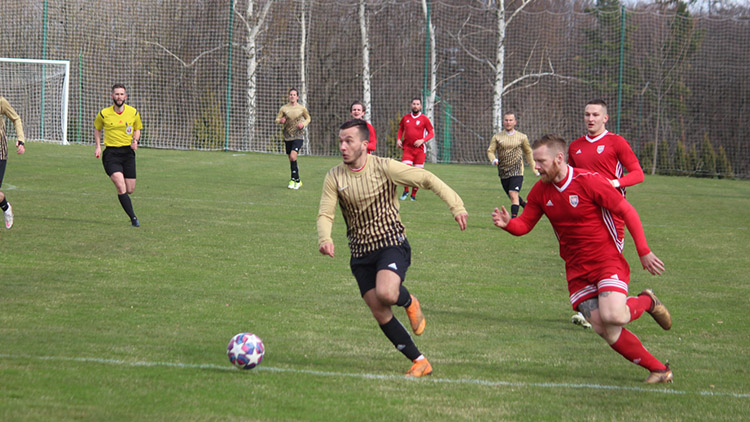 Divočina v Lipové přihrála body domácím