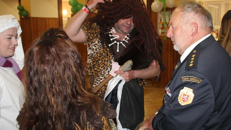 Vyhlášený „maškarák“ v Určicích byl vyprodaný