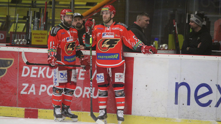 Jestřábi přišli o další hráče