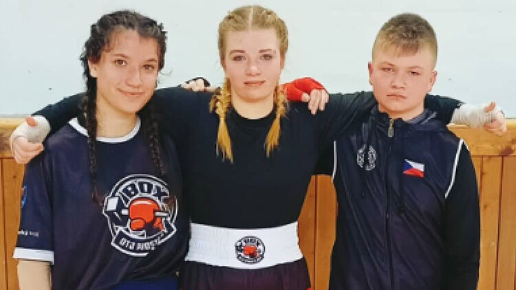 V Bratčicích rohovali Dvorský a Vytásková