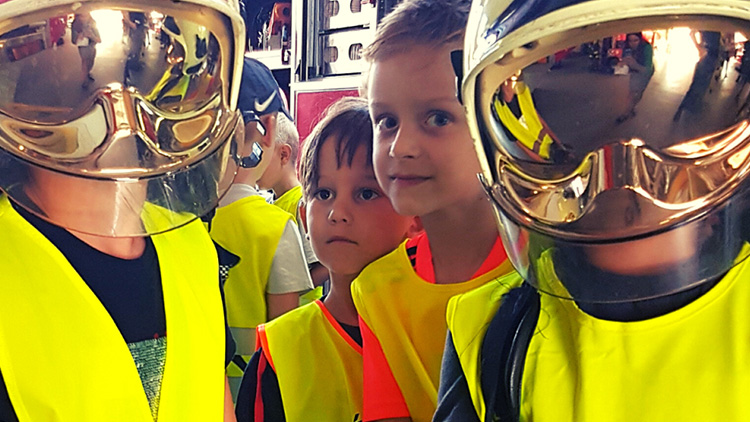 Nahlédněte do světa hasičů. Na stanicích i při soutěžích