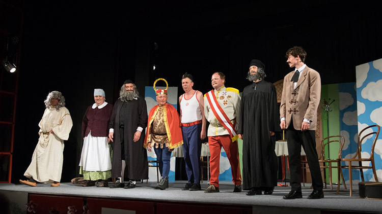 Divadelní máj lidi bavil ve velkém,  po dvou letech „už“ v květnu 