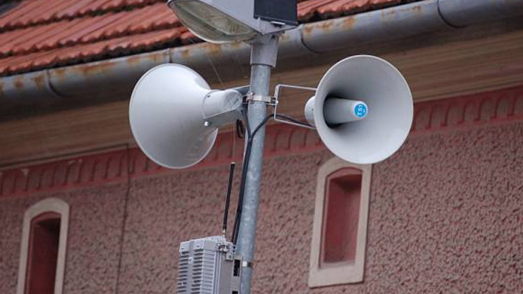 Rozhlas nenechá spát