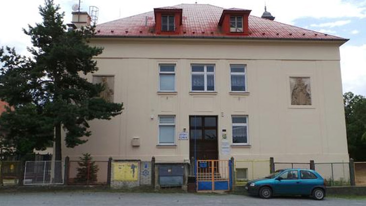 Organizátoři srazu sázeli stromy