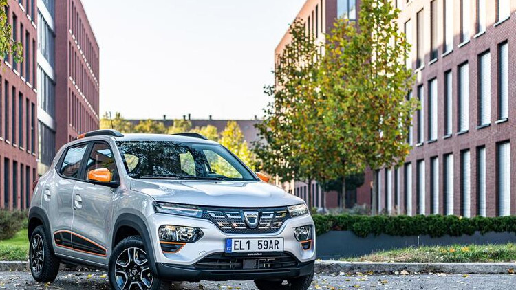 Lidé v Olomouci získají dva sdílené elektromobily s jistým nabíjením a parkováním