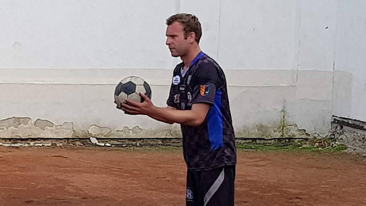 „Máme silný mančaft i dobrou partu,  o extraligu se určitě popereme,“  hlásí Tomáš Roba