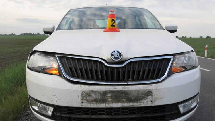 Nehody se obešly bez zranění,  ovšem mají statisícové škody
