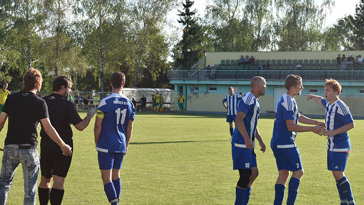 Nejdřív nuda, pak divočina