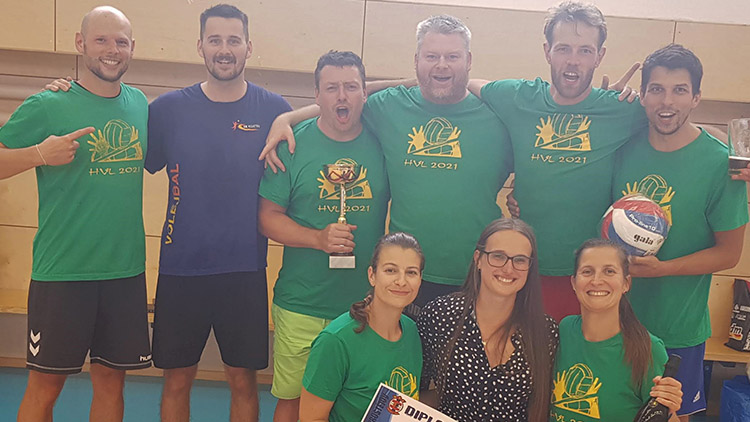 Volejbalovou HVL opět vyhrál tým NAŠROT!