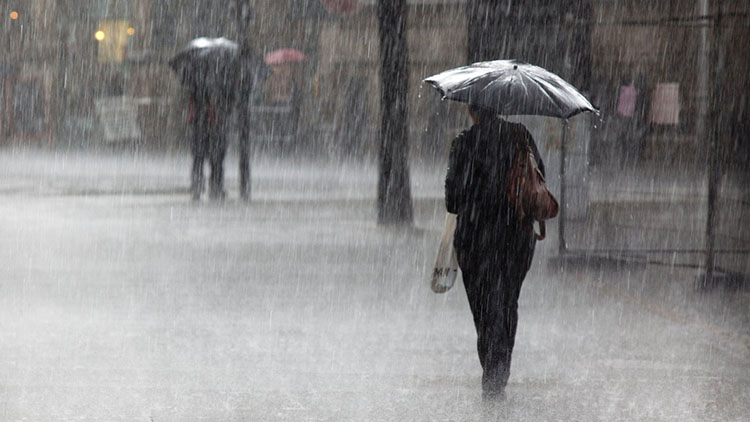 Meteorologové varují před vydatnými srážkami