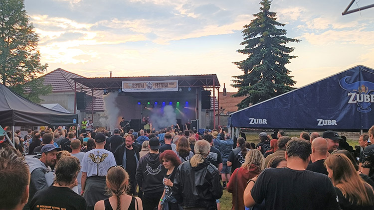 Festival v Mořicích po třech letech  zase bavil a oslavil své dvacáté narozeniny