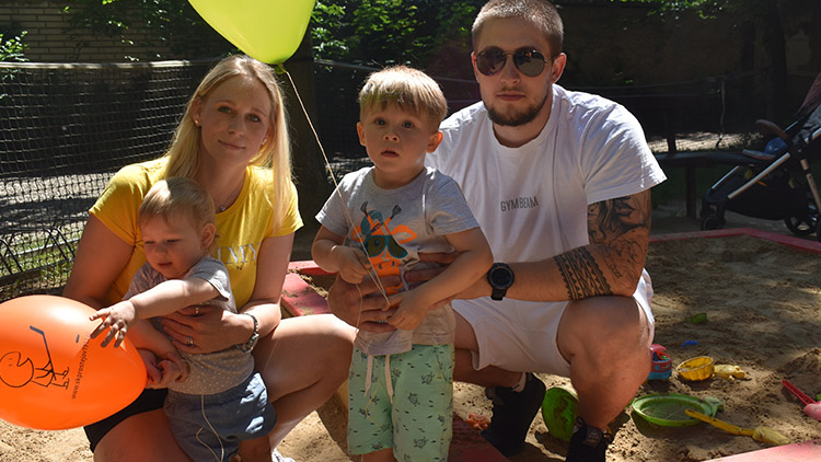 U Matesů bavil děti  klaun Šulda  a zajíc Ferdinand