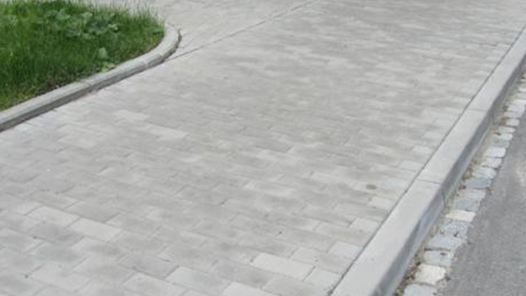 Chodník v Luční ulici se prodraží