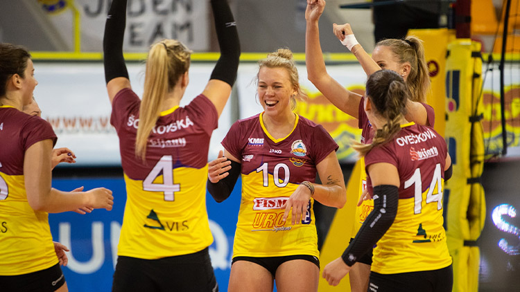 V Liberci částečně obměňují hráčský kádr,  v Olomouci i Šternberku ještě mnohem víc