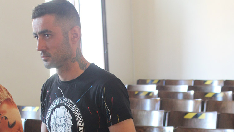 Spolubydlícího z ubytovny zmlátil  tak, že skončil v nemocnici  