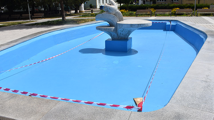 Vandalové ničí majetek města