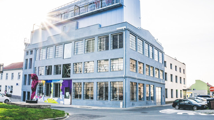 Telegraph Gallery vysílá třetí signál ze Sbírky Roberta Runtáka