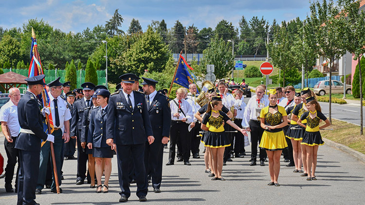 V Kelčicích proběhly hned dvě oslavy  Kromě 120. výročí hasičů i sraz rodáků