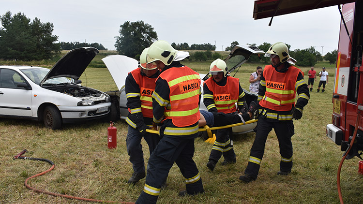 Hody v Prostějovičkách patřily oslavě hasičů