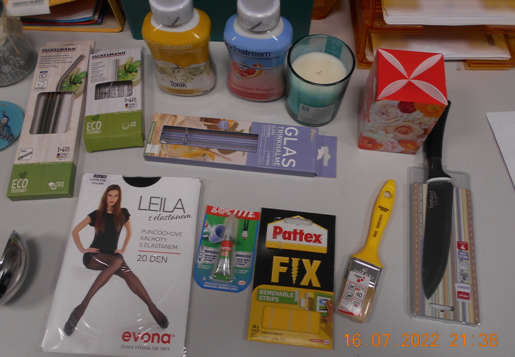 V supermarketu kradla mladá zaměstnankyně