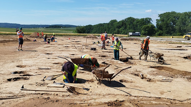 Pravěcí zemědělci žili v bytovkách, zjistili archeologové
