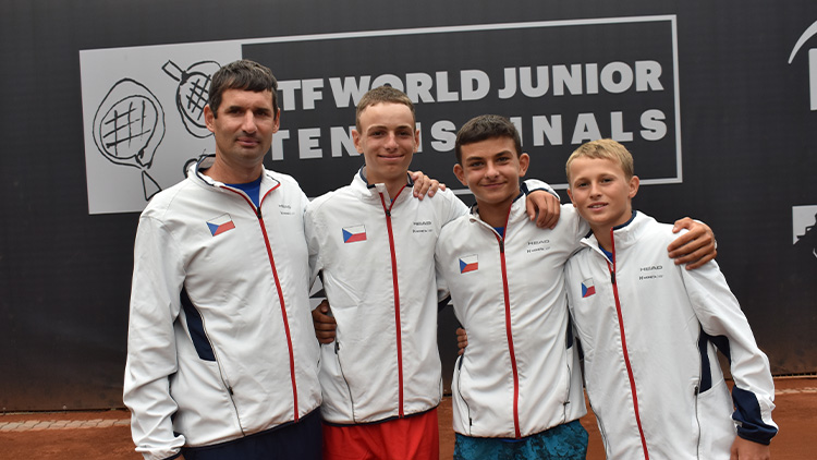„Těžká základní skupina, desáté místo ale asi odpovídá našim kvalitám,“  ohlédnul se za turnajem Jiří Kulich