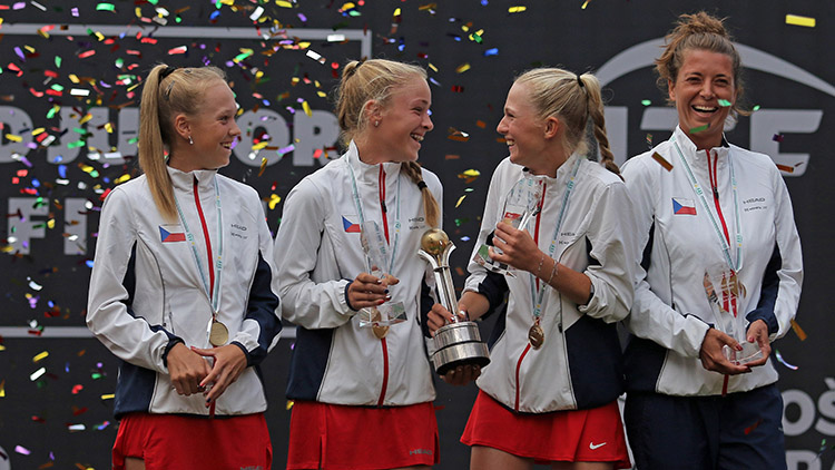 Zlato zůstalo doma!