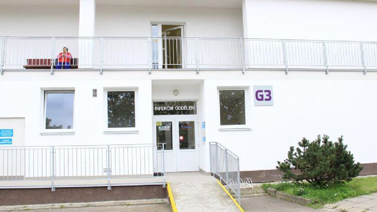 V prostějovské nemocnici bojuje  o život 15 covidových pacientů   