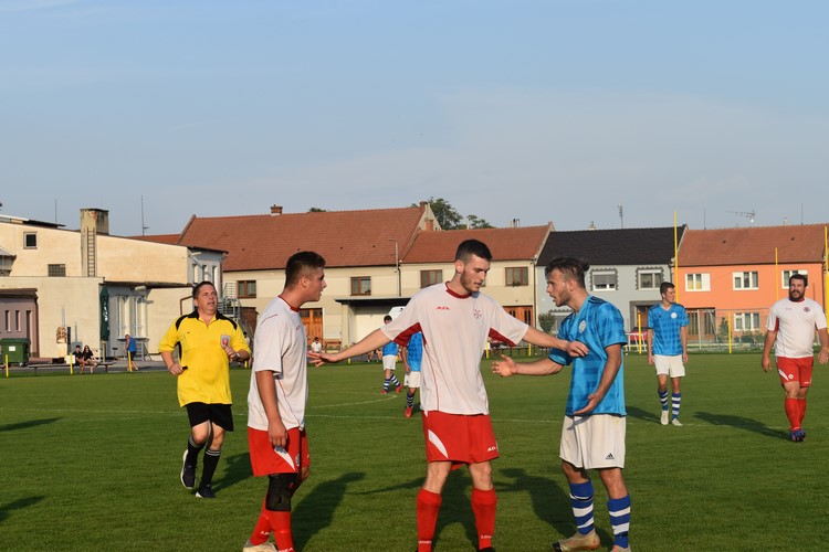 Poločas totálního fotbalu v Určicích