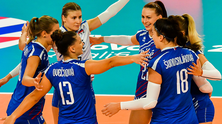 Šunderlíková smázla Lotyšsko a potom se zranila