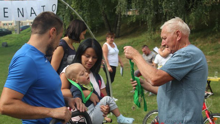 Sponzoři a běžci vybrali pro děti sto tisíc!