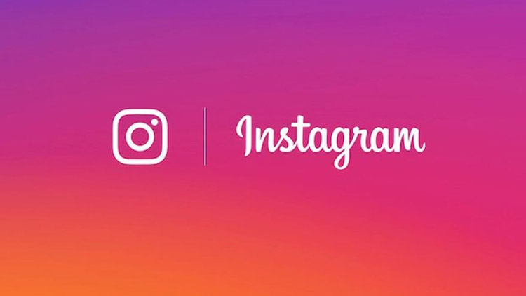 Exhibicionisté: dřív skákali ze křoví,  dnes z „Instáče“