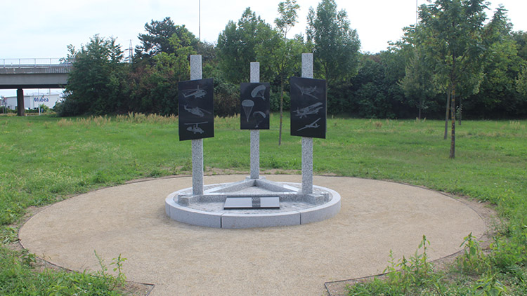  Památník letectví už vyhlíží své páteční odhalení