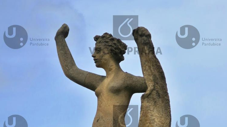 Autor známého pomníku by oslavil 100 let