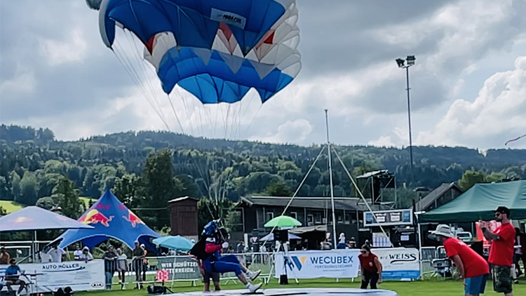 Parašutisté Dukly Prostějov se zaskvěli rovněž při SVĚTOVÉM POHÁRU V RAKOUSKU