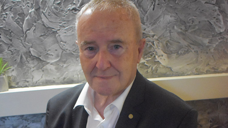 Miroslav Pišťák: „Sám sebe se kolikrát ptám, jestli jsem se nezbláznil!“